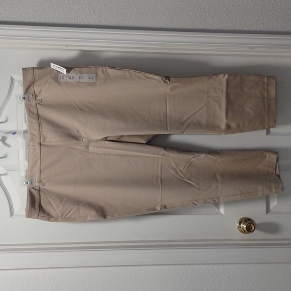 Old Navy HighRise Pixie khaki pants - Picture 1 of 5